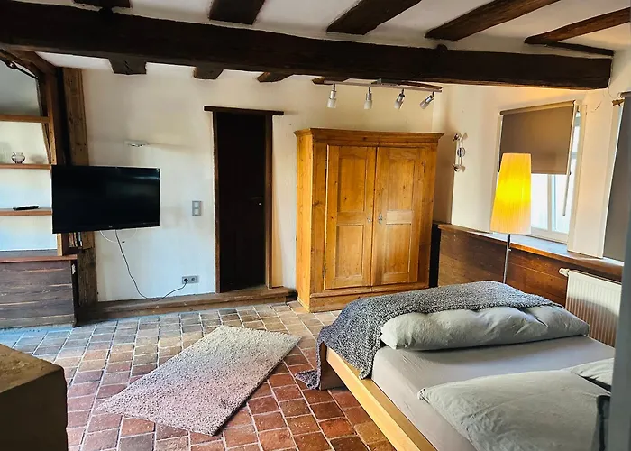 Im Preisgekroenten Denkmal * Groß-Umstadt